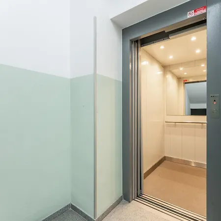 Rentero Riverside Serenity - 7 *