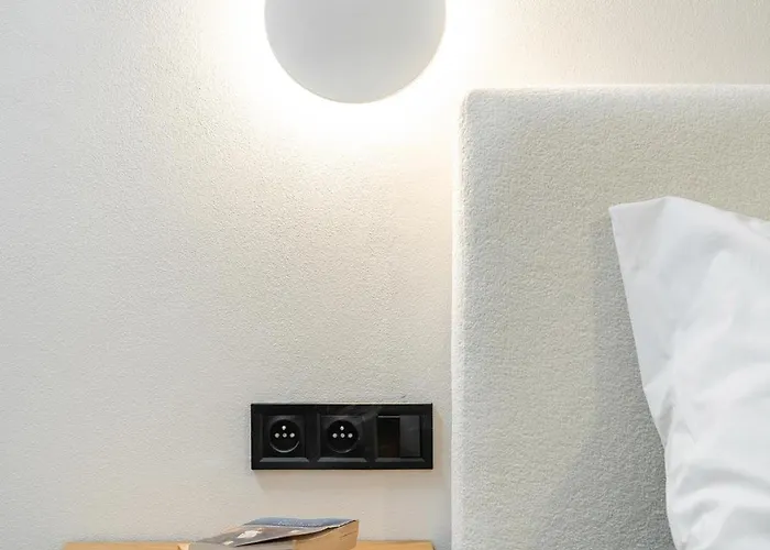 Apartmán Rentero Riverside Serenity - 7 *